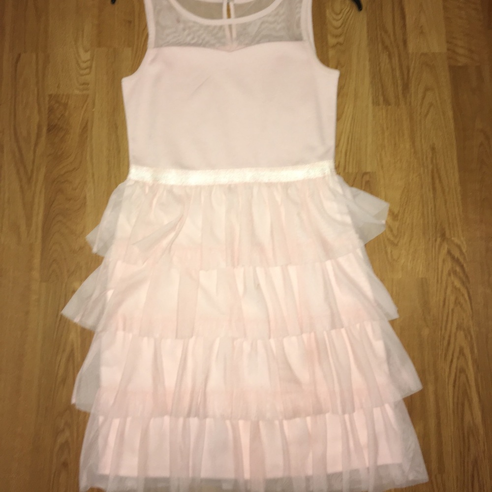(An) blush pink cocktail dress (girls’)